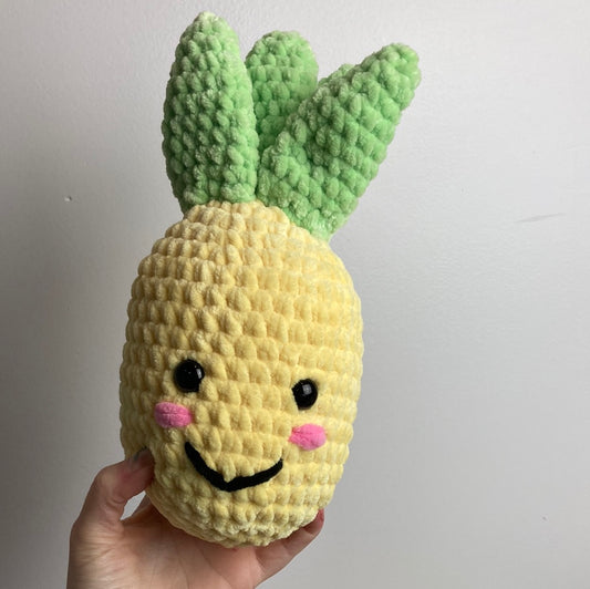 Crochet pineapple